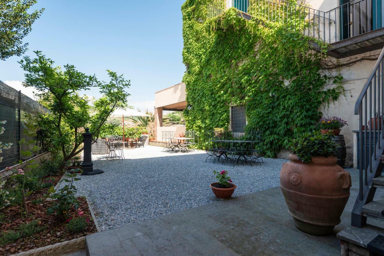 Il Chiostro Appartamenti & Suites سوفيريتو المظهر الخارجي الصورة